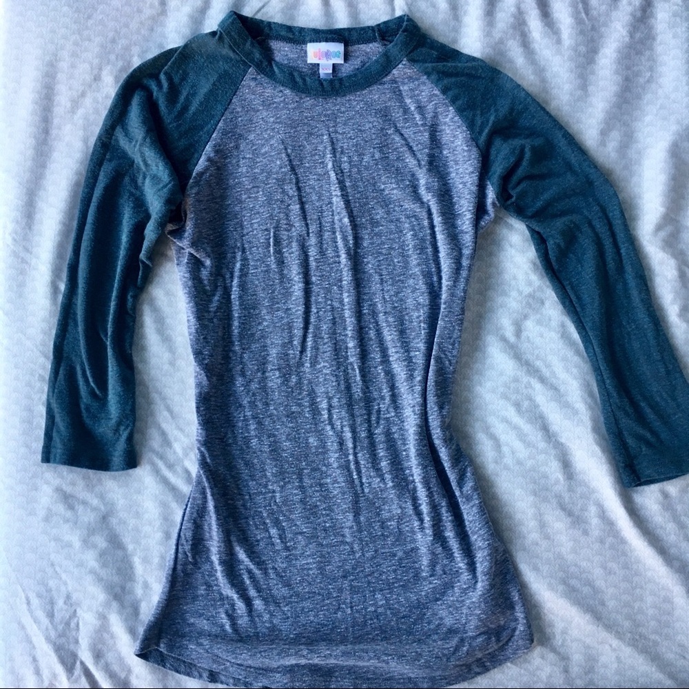 LuLa Roe Raglan XXS